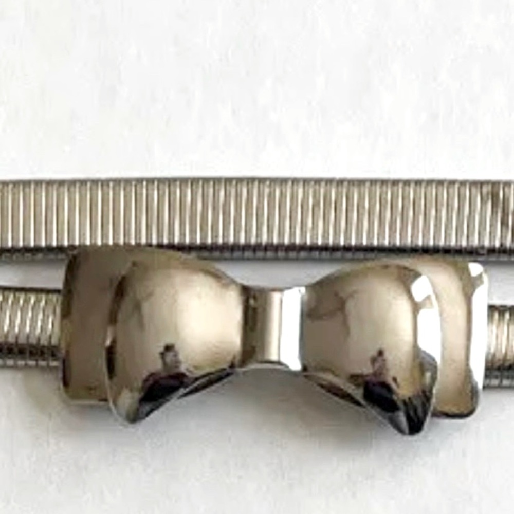 Vintage Skinny Silver Metal Bow Stretch Belt